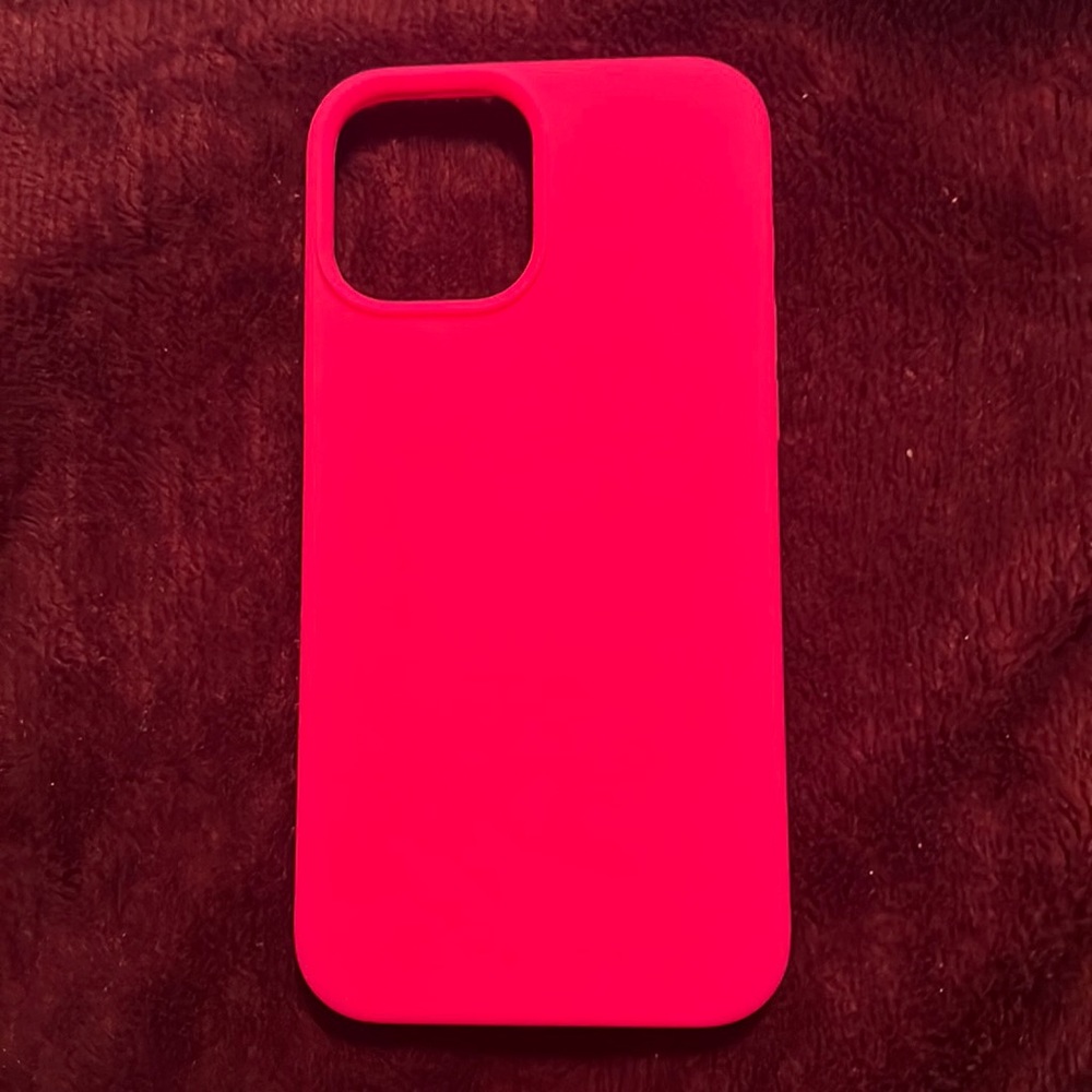 This Hot Pink iPhone 12 Pro Max Case Is Brand New, Never been used!!!